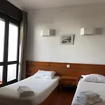 Comfortable At Lägenhet *