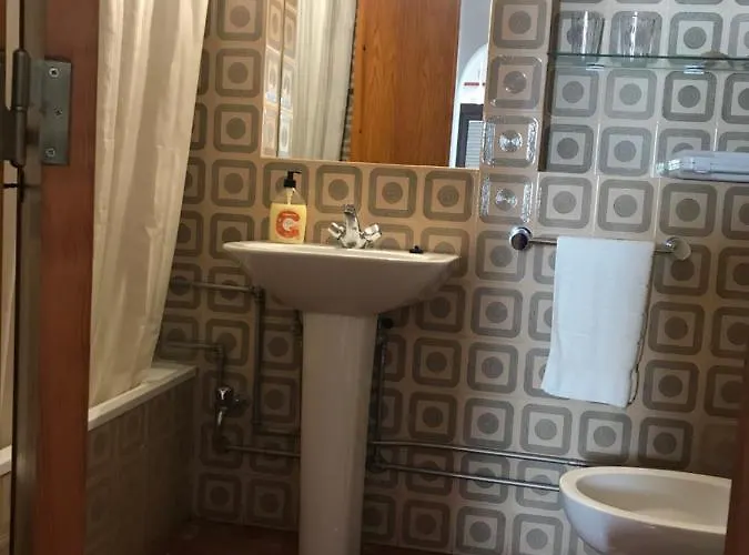 Comfortable At * Αλμπουφέιρα