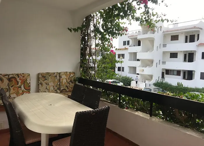 Comfortable At Αλμπουφέιρα