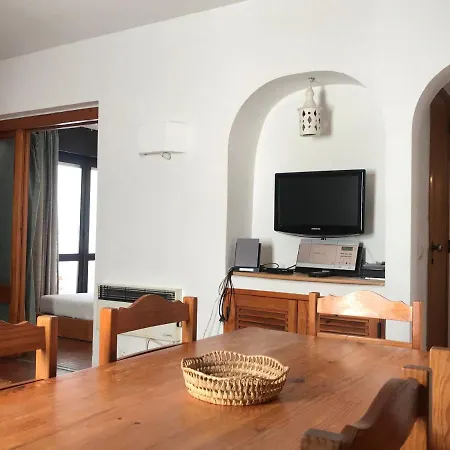 Comfortable At Apartment *